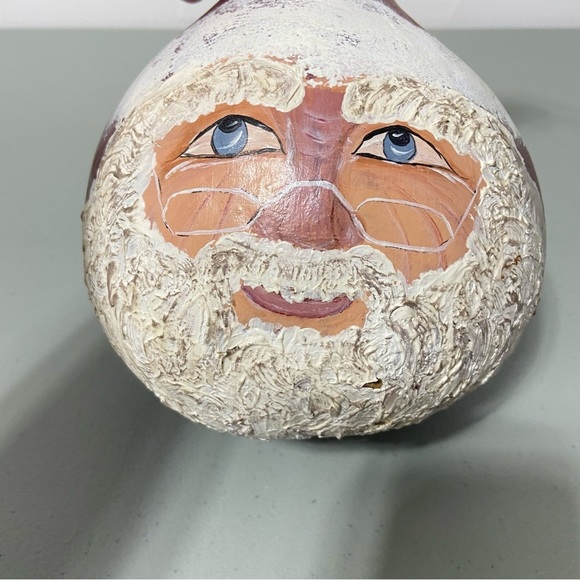 Hand Painted Gourd Christmas Santa Claus Holiday Craft - Picture 8 of 9